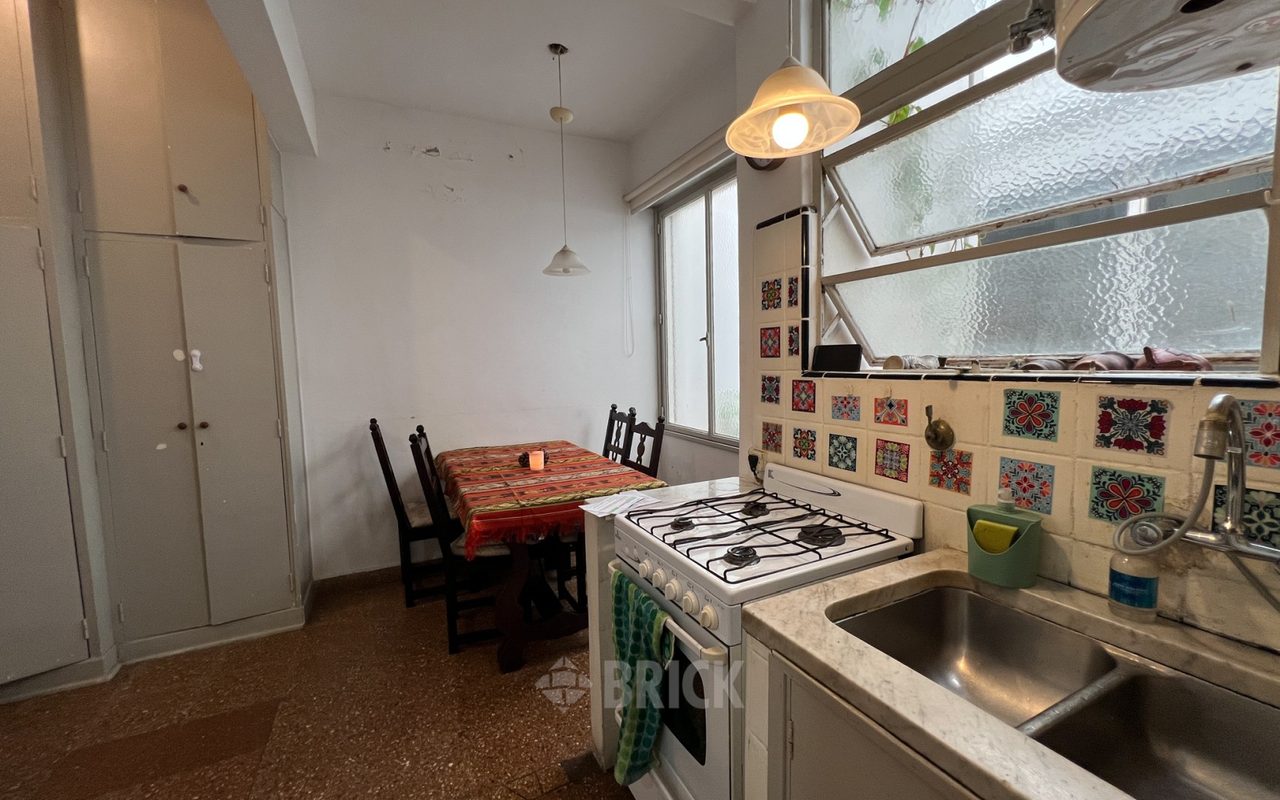 MORENO al 3300 Piso PB 16