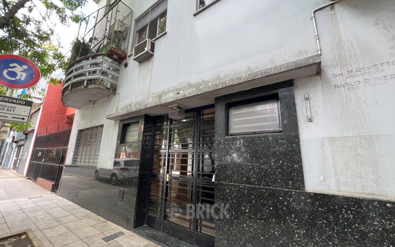 MORENO al 3300 Piso PB 21