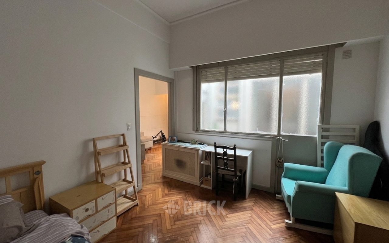 MORENO al 3300 Piso PB 8