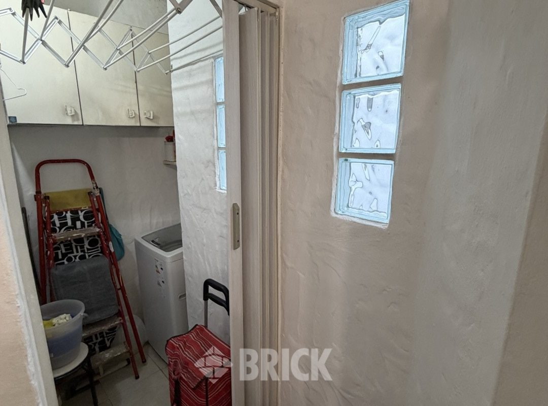 MAIPU al 700 Piso 8 24