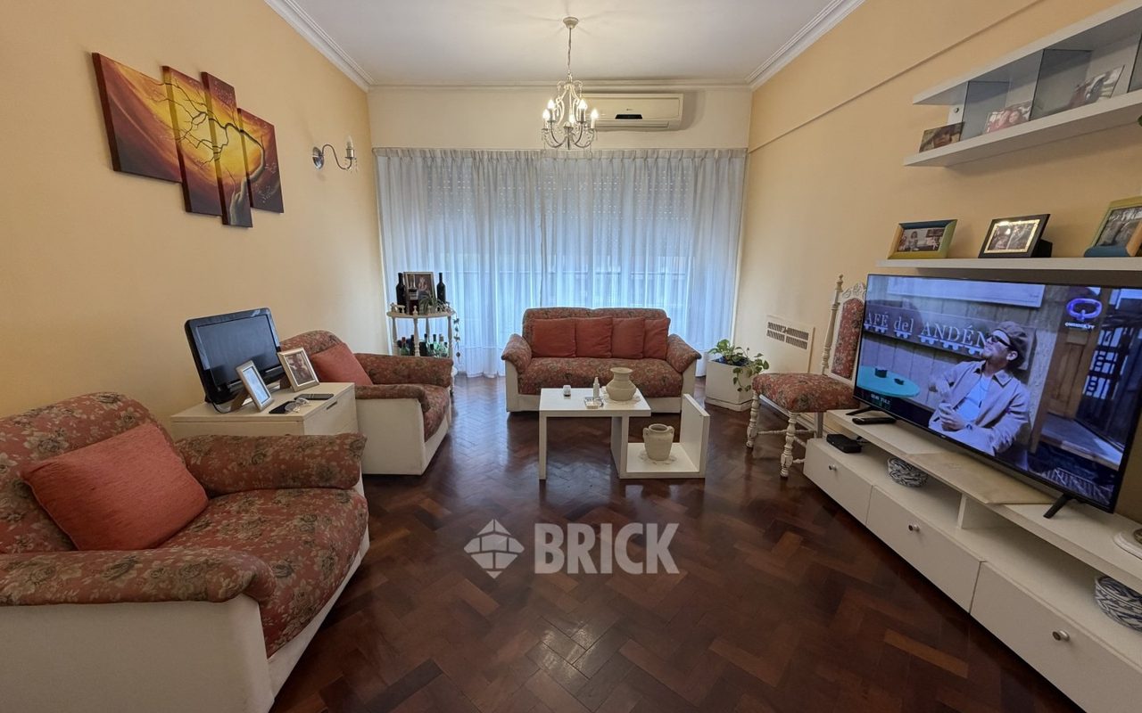 MAIPU al 700 Piso 8 3