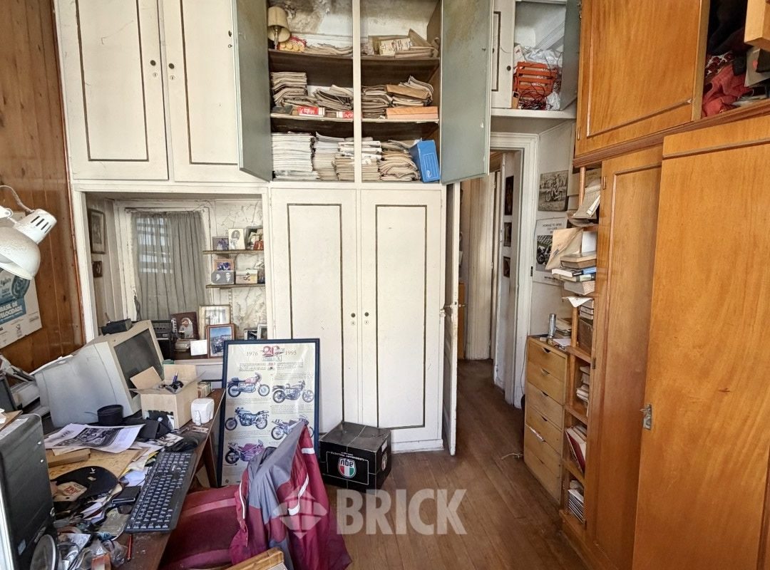 PARAGUAY al 2000 Piso 6 10