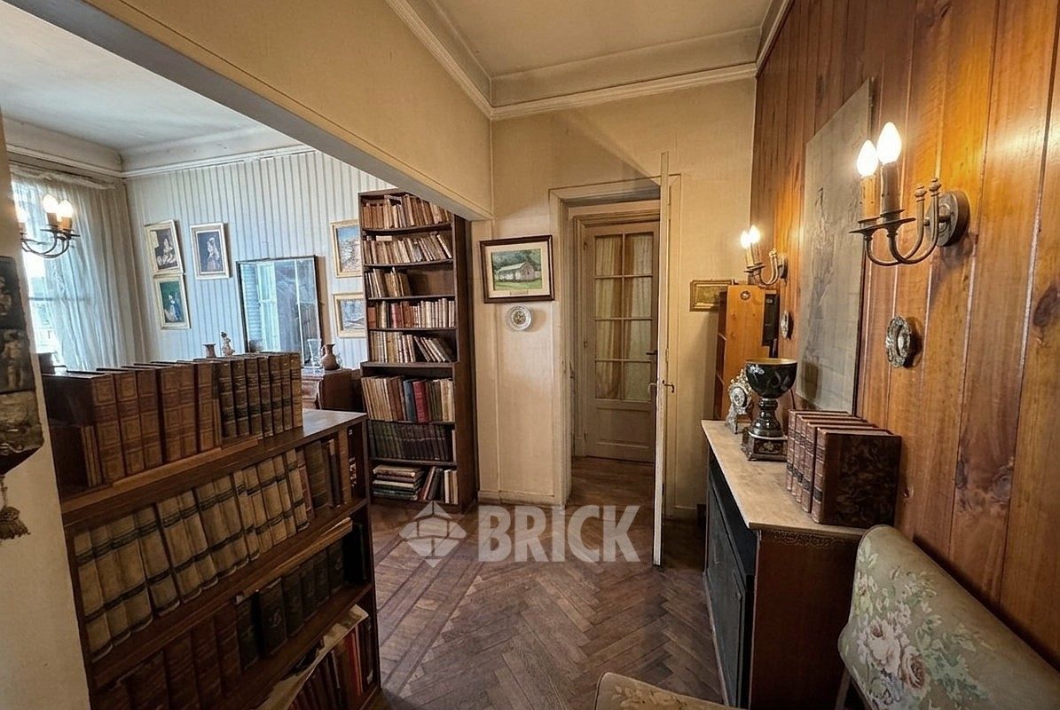 PARAGUAY al 2000 Piso 6 8