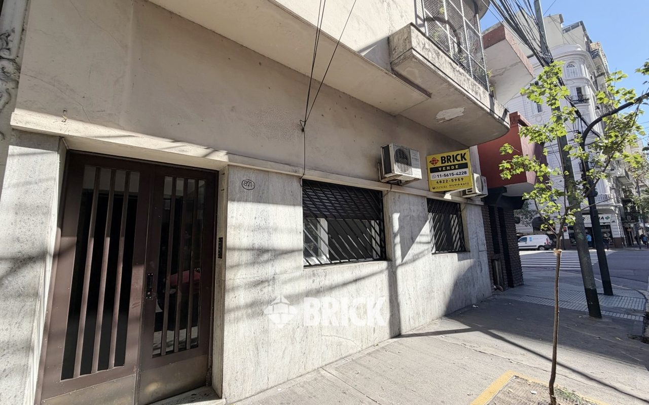 SOLIS al 800 Piso PB 30