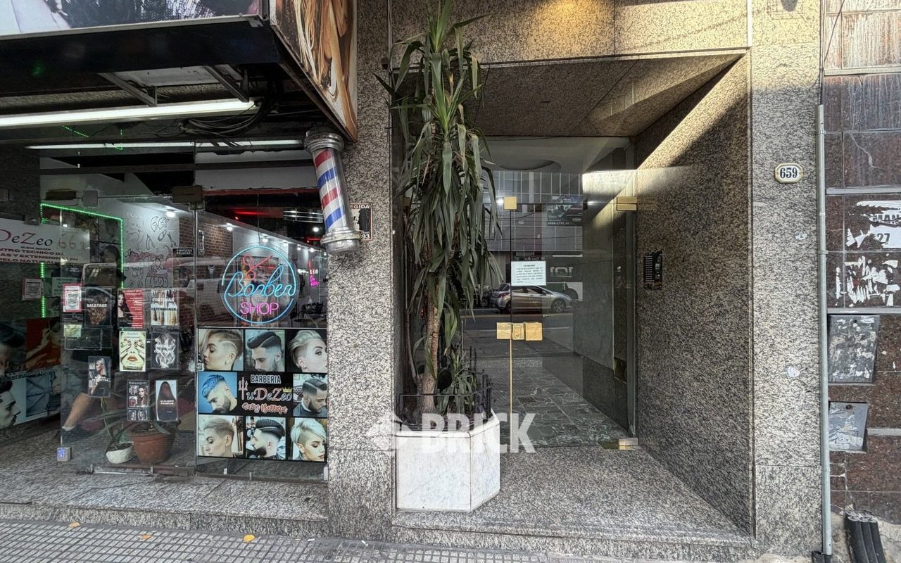 PUEYRREDON, AV. al 600 Piso 11 37