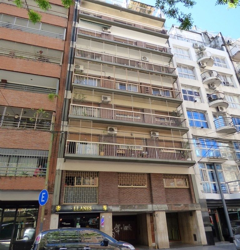 PARAGUAY al 3500 Piso 8 32