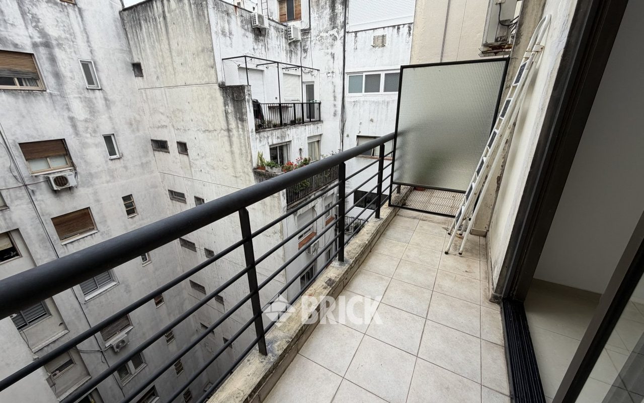 AZCUENAGA al 1100 Piso 9 6