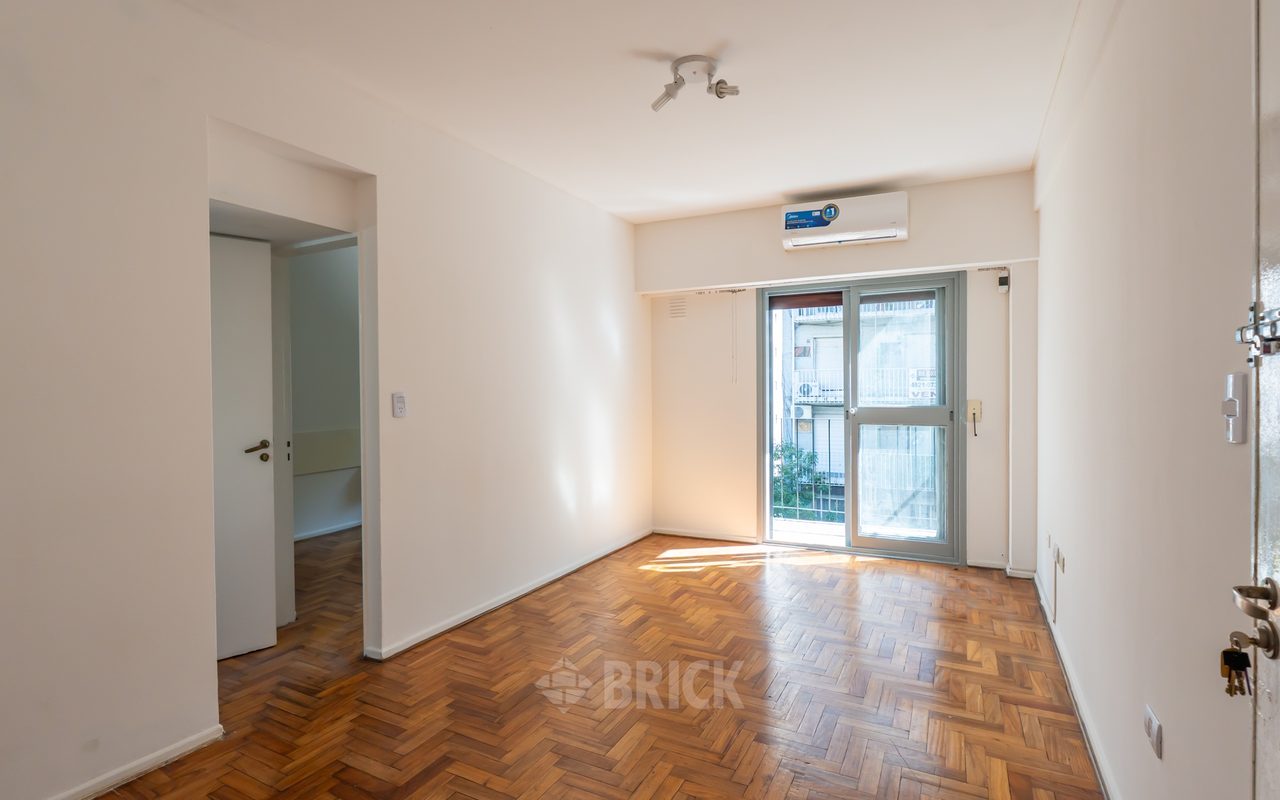 GUEMES al 4800 Piso 5 1