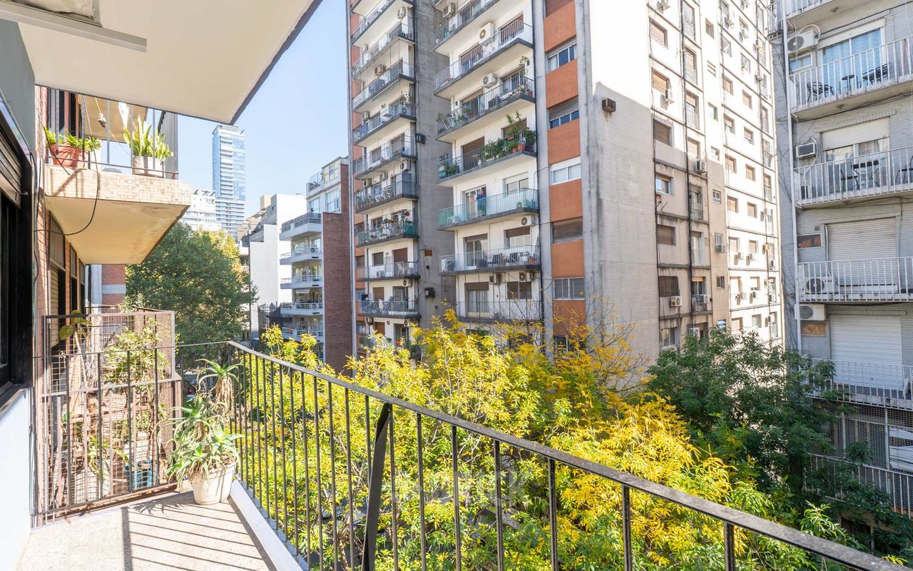 GUEMES al 4800 Piso 5 5