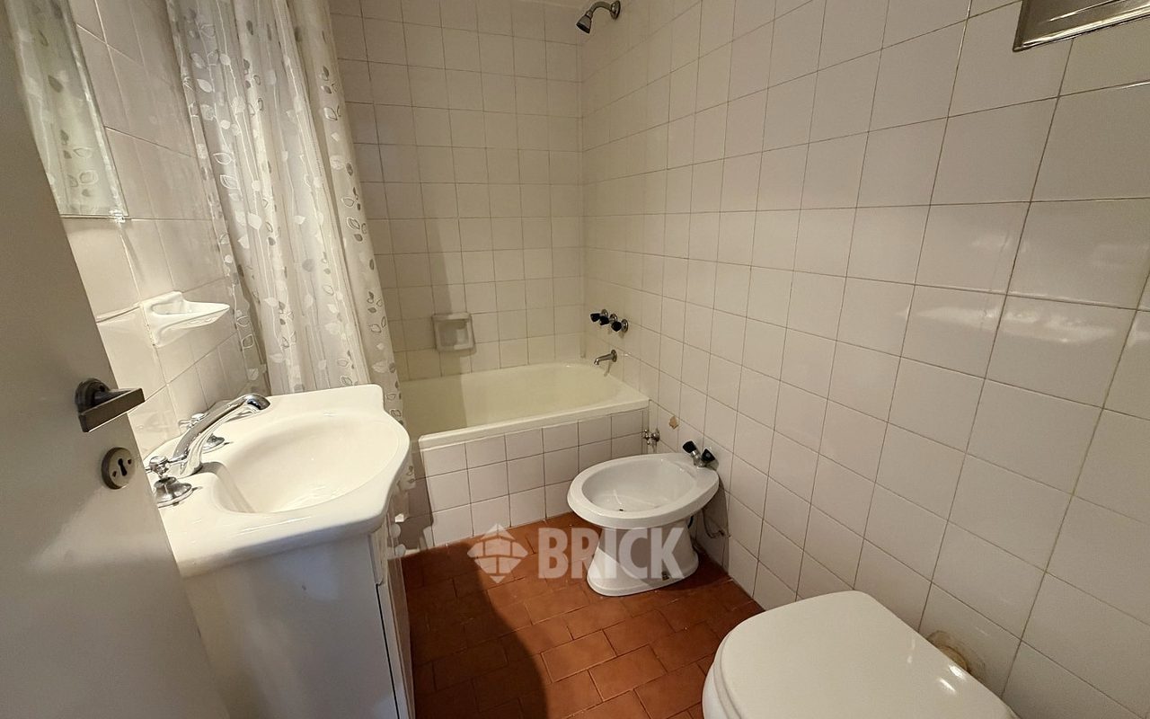 AZCUENAGA al 1900 Piso 6 11