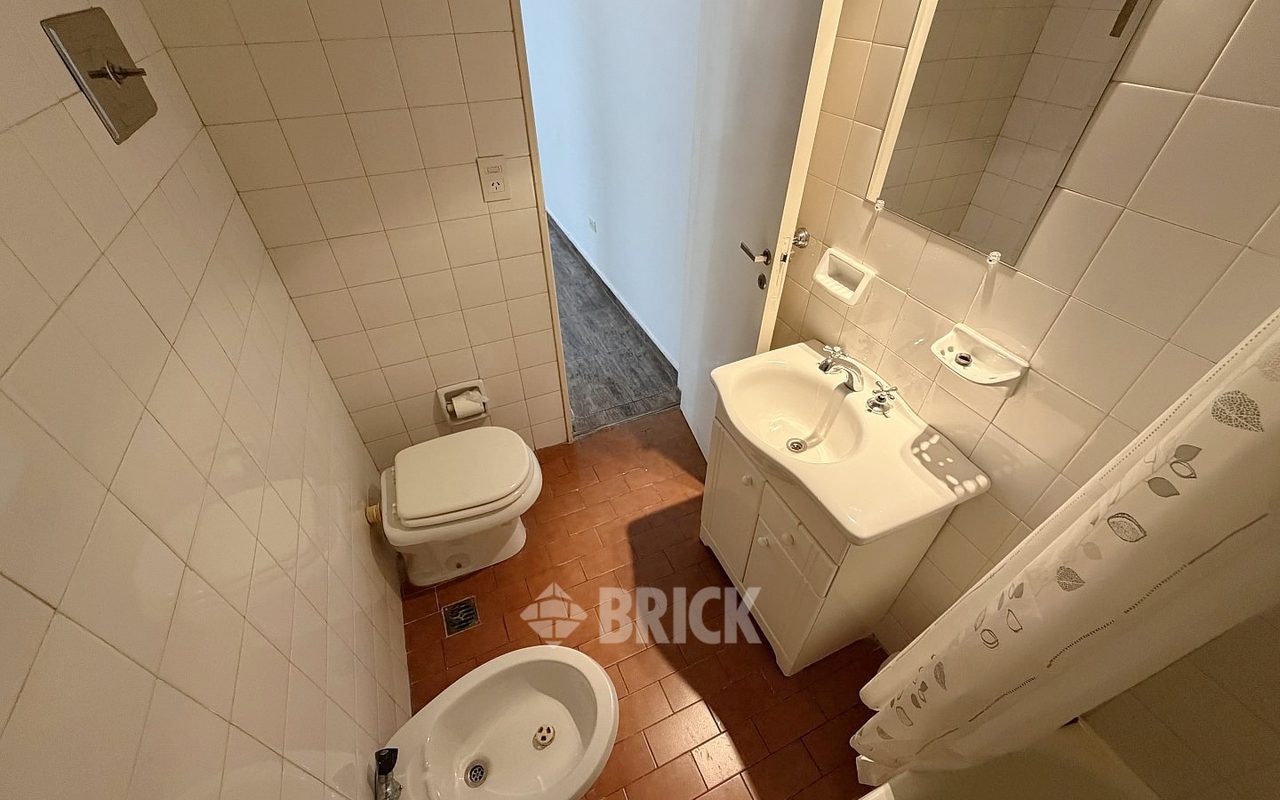 AZCUENAGA al 1900 Piso 6 13