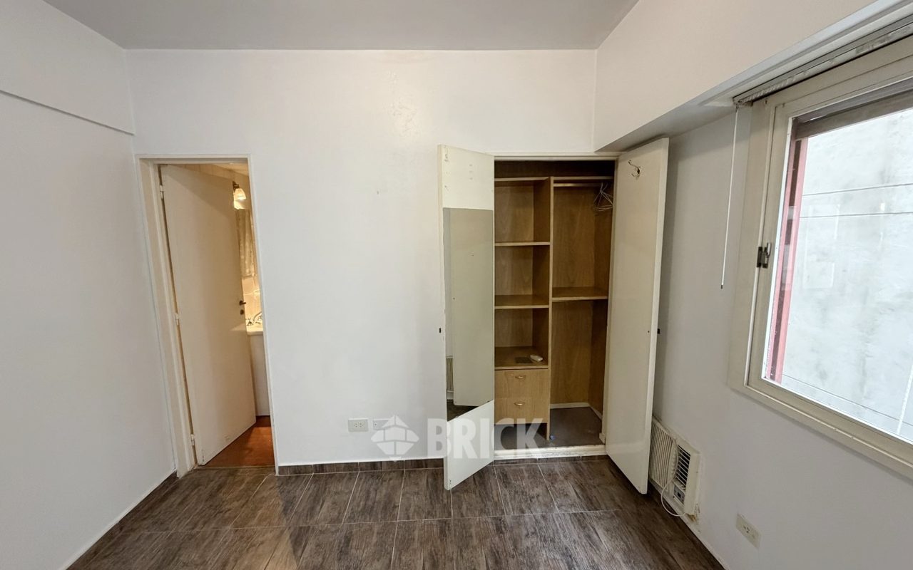 AZCUENAGA al 1900 Piso 6 3