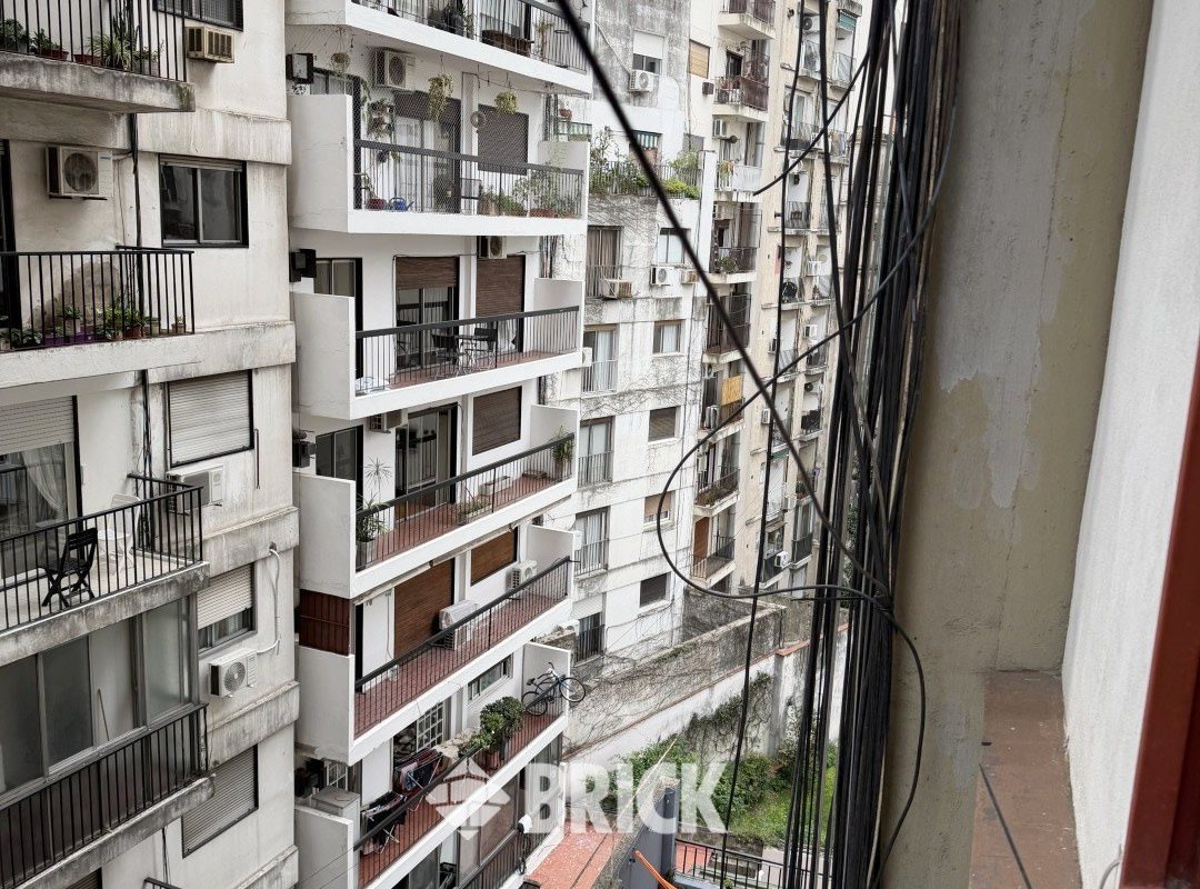 AZCUENAGA al 1900 Piso 6 9