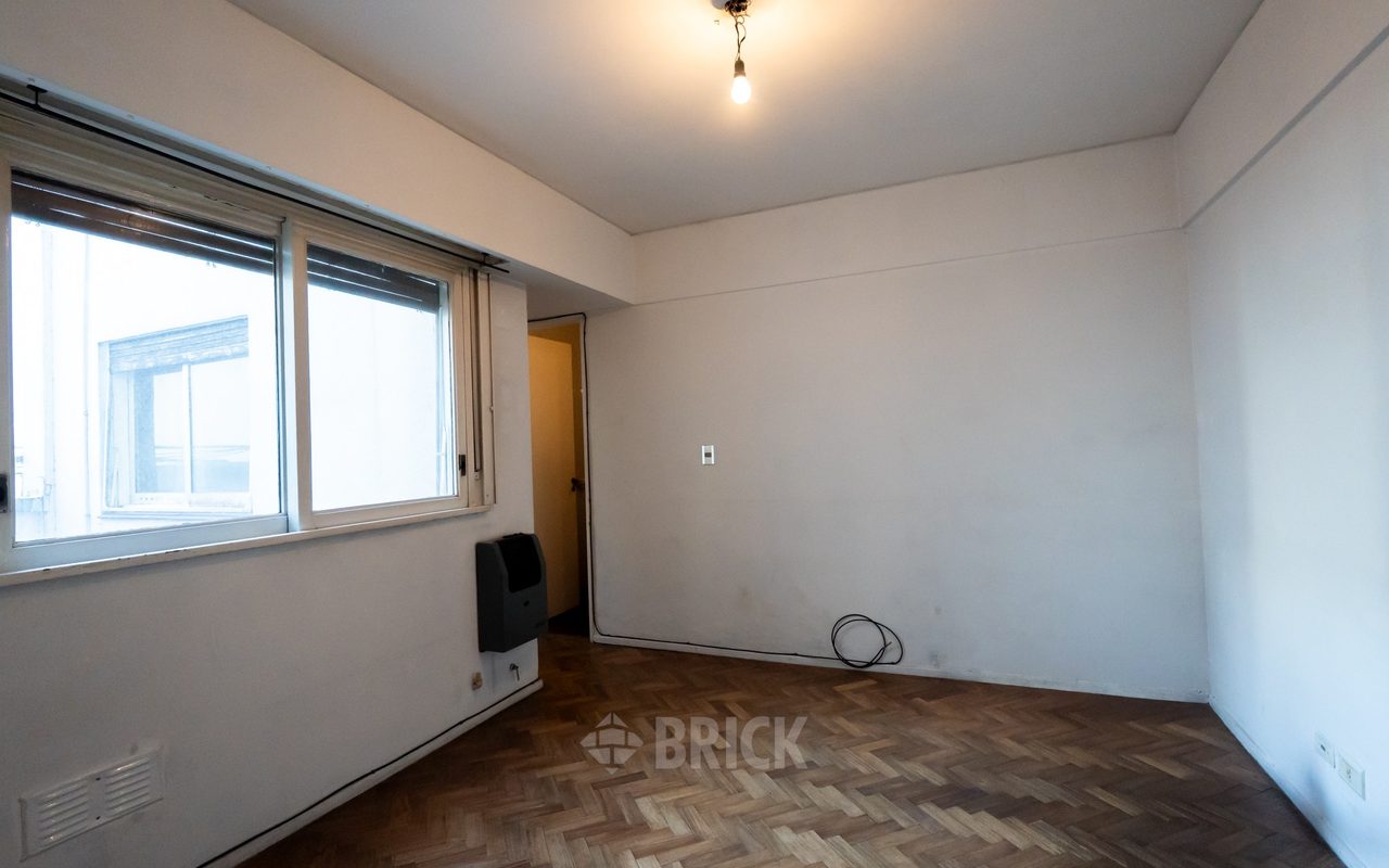 ALBERDI, JUAN B., AV. al 500 Piso 2 1