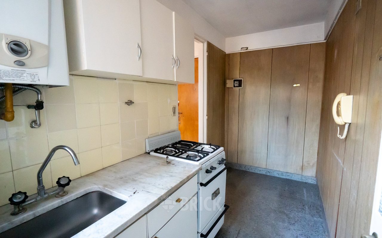 ALBERDI, JUAN B., AV. al 500 Piso 2 10