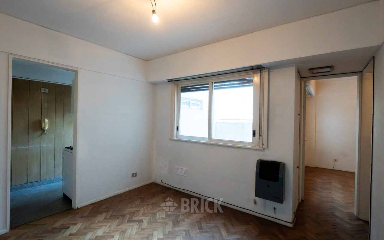 ALBERDI, JUAN B., AV. al 500 Piso 2 3