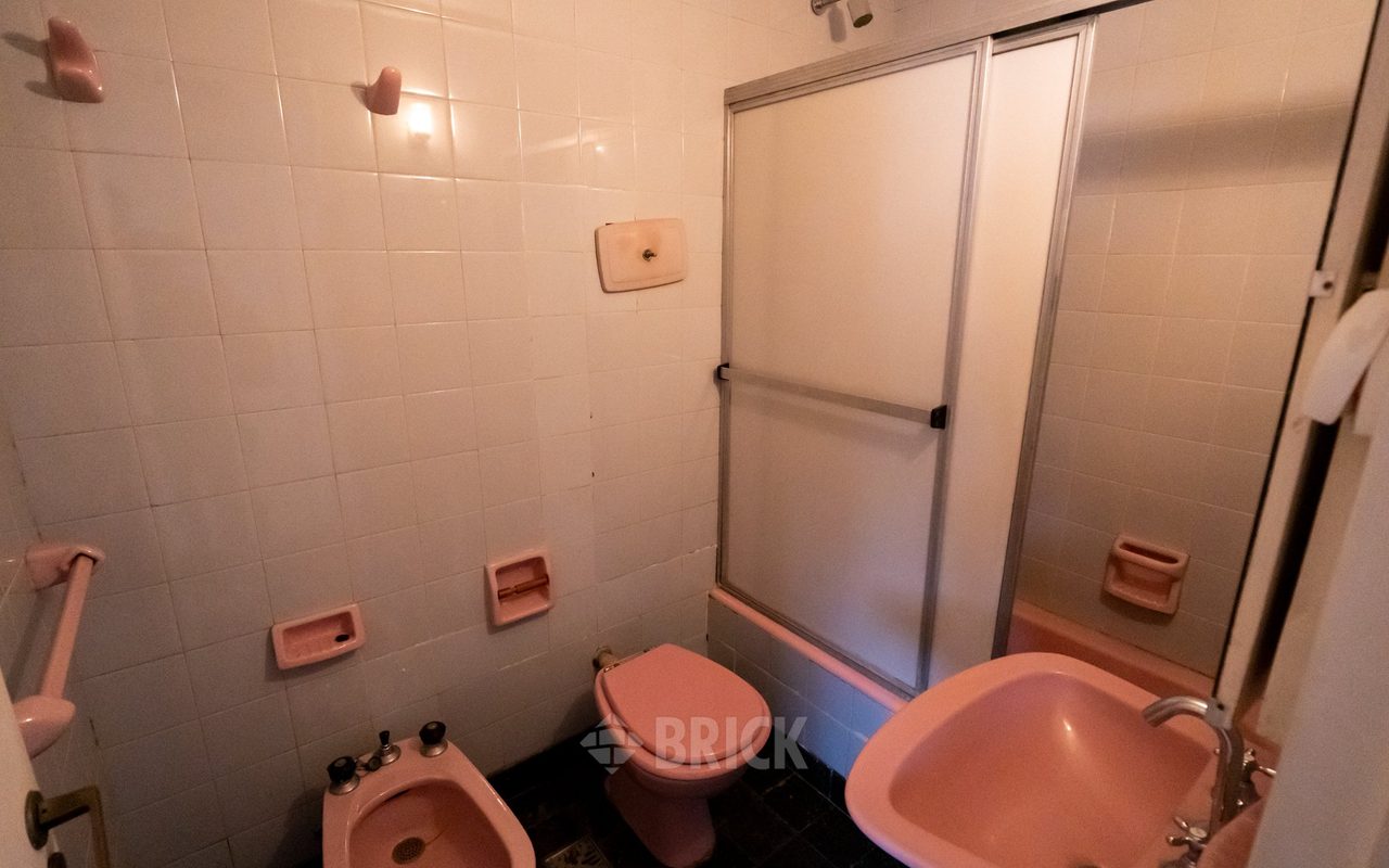 ALBERDI, JUAN B., AV. al 500 Piso 2 4