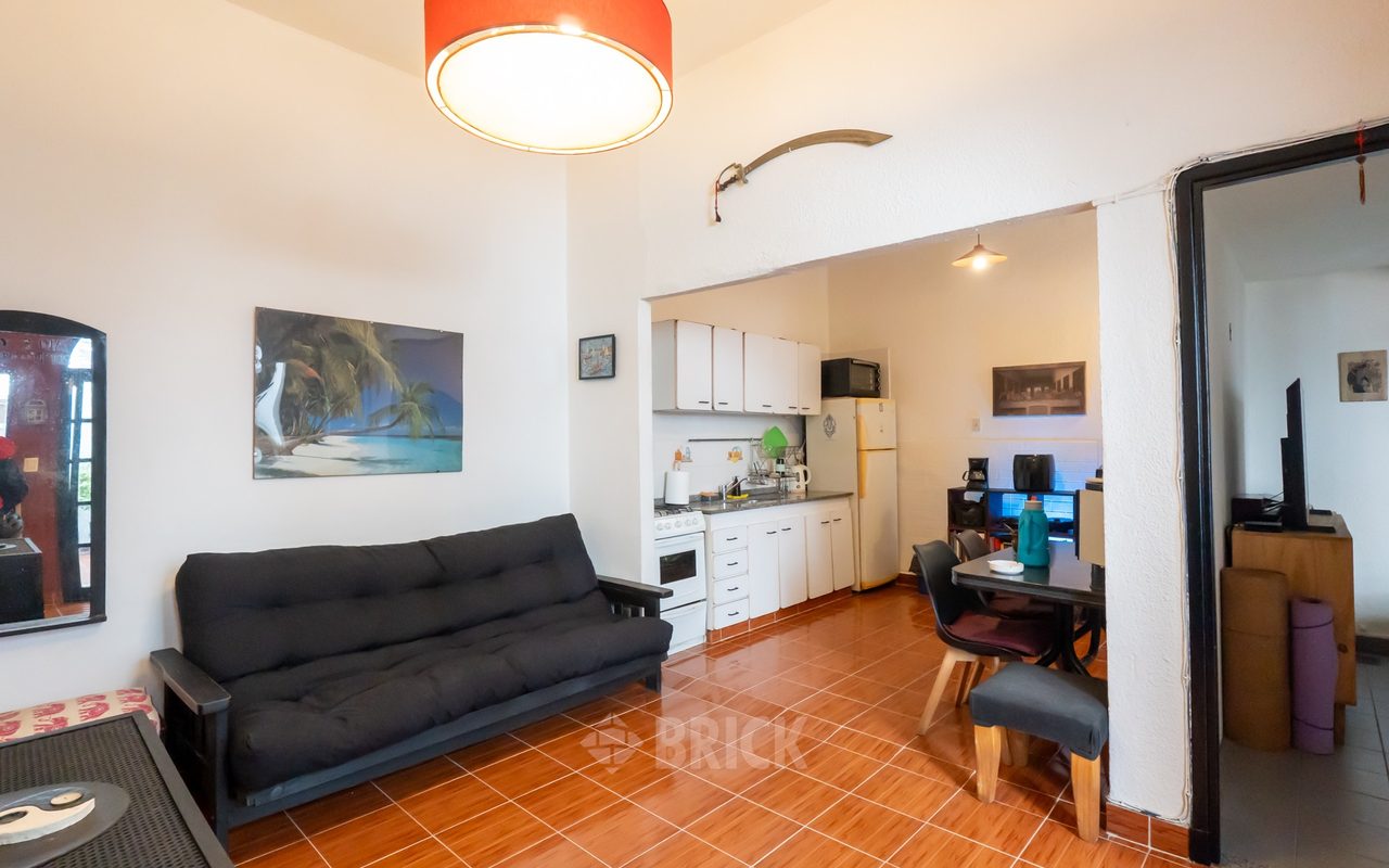 ALVAREZ THOMAS, AV. al 800 Piso PB 1