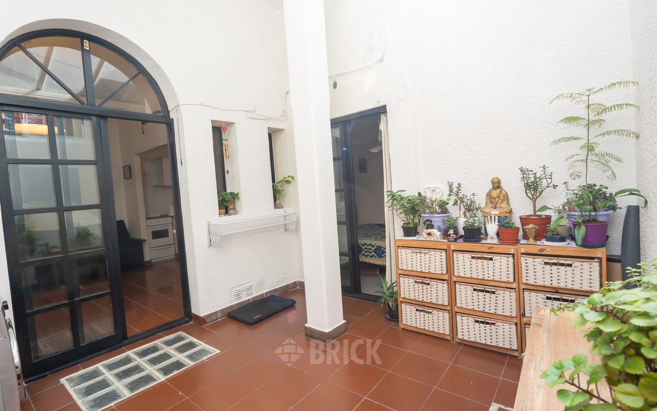 ALVAREZ THOMAS, AV. al 800 Piso PB 12