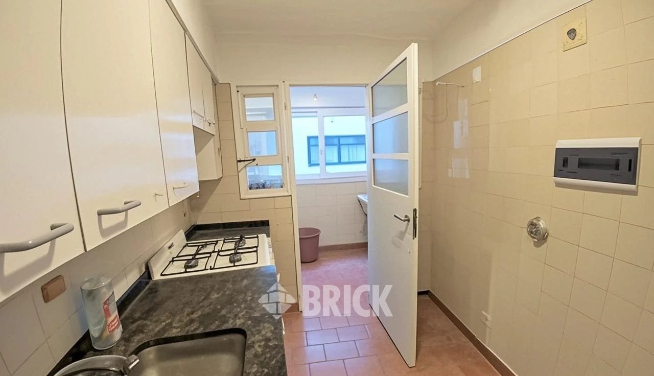 LAFINUR al 2900 Piso 5 12