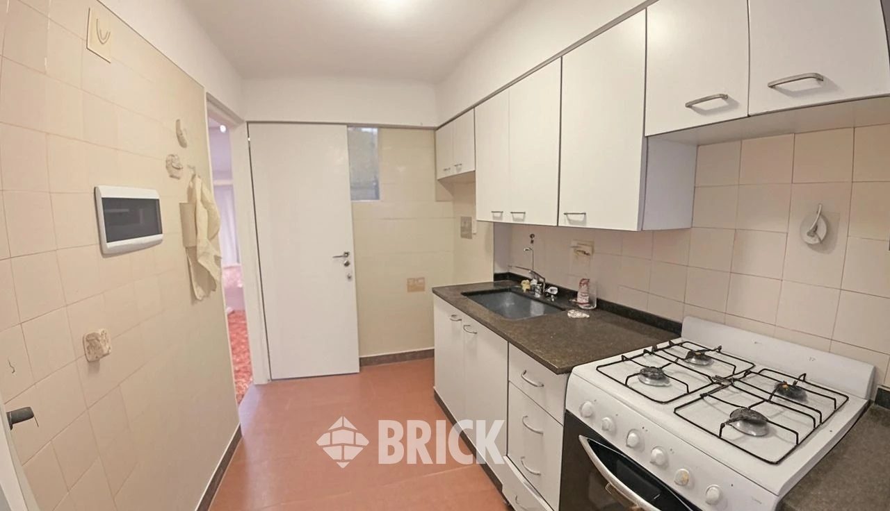 LAFINUR al 2900 Piso 5 13