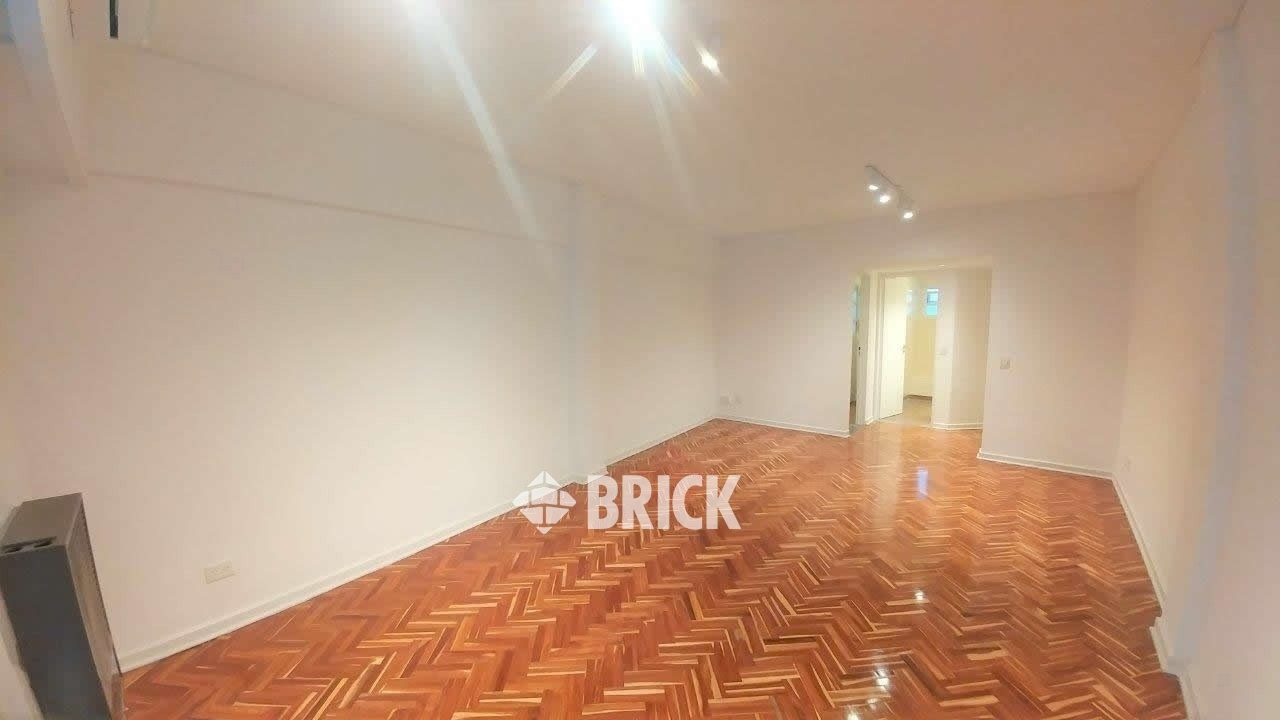 LAFINUR al 2900 Piso 5 3