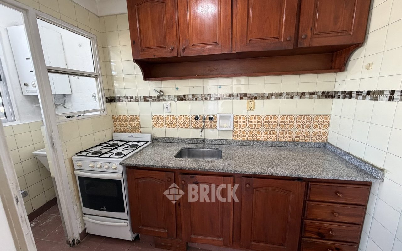 INDEPENDENCIA, AV. al 1800 Piso 12 18