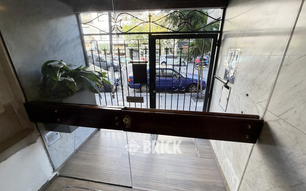 INDEPENDENCIA, AV. al 1800 Piso 12 22