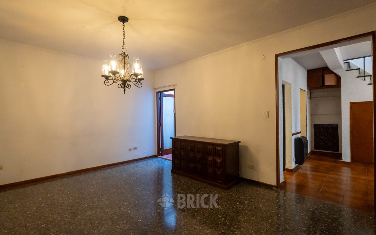 TERRERO al 700 Piso PB 6