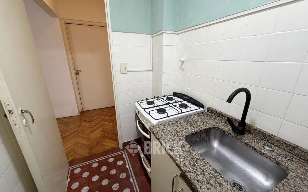 SUIPACHA al 700 Piso 4 13