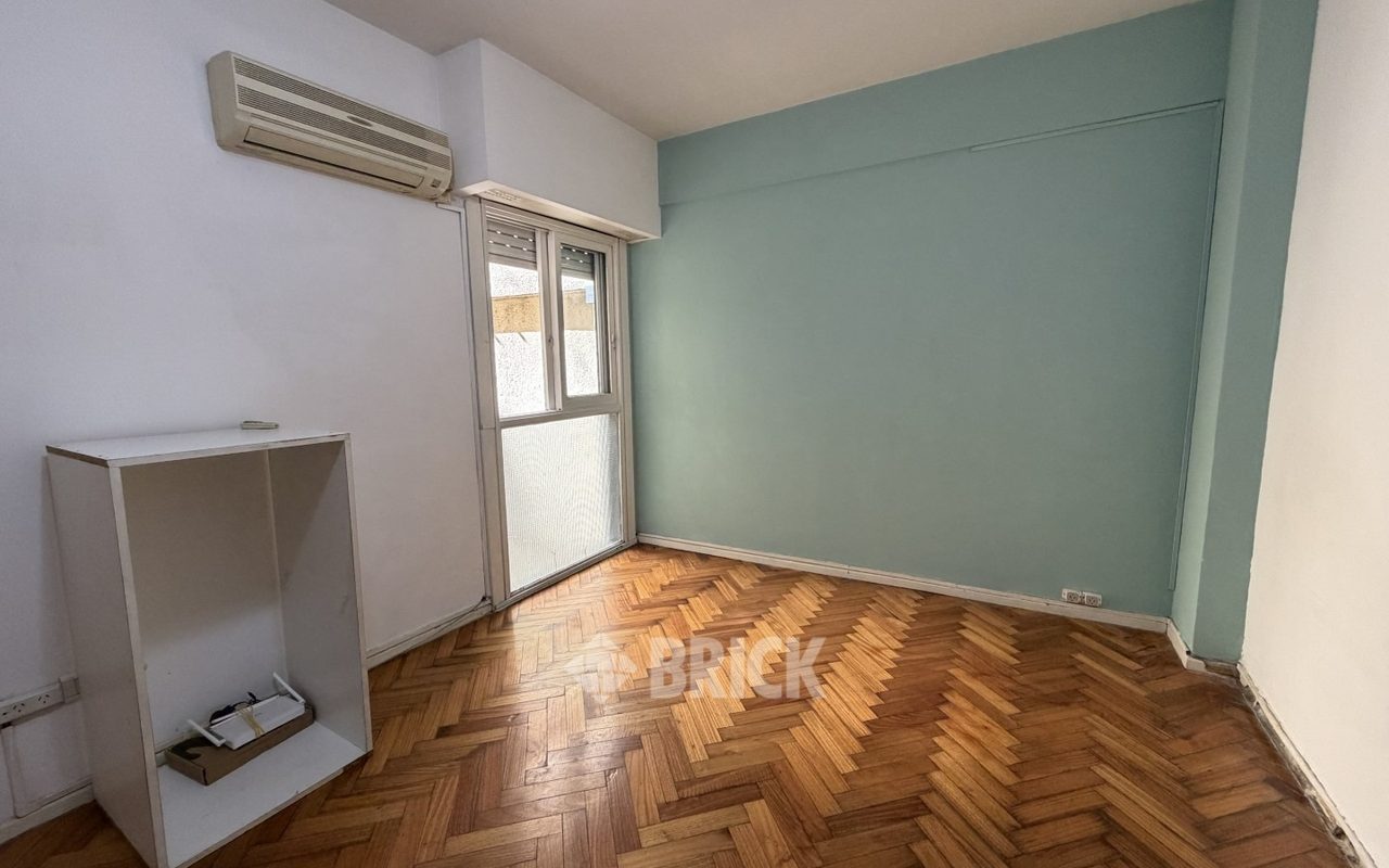 SUIPACHA al 700 Piso 4 5