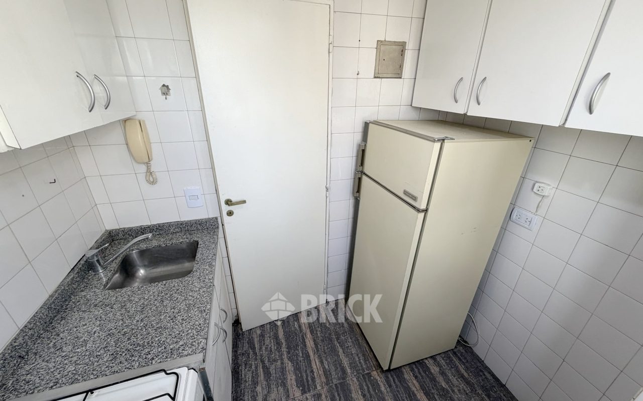 ALVEAR, MARCELO T. DE al 1900 Piso 11 21