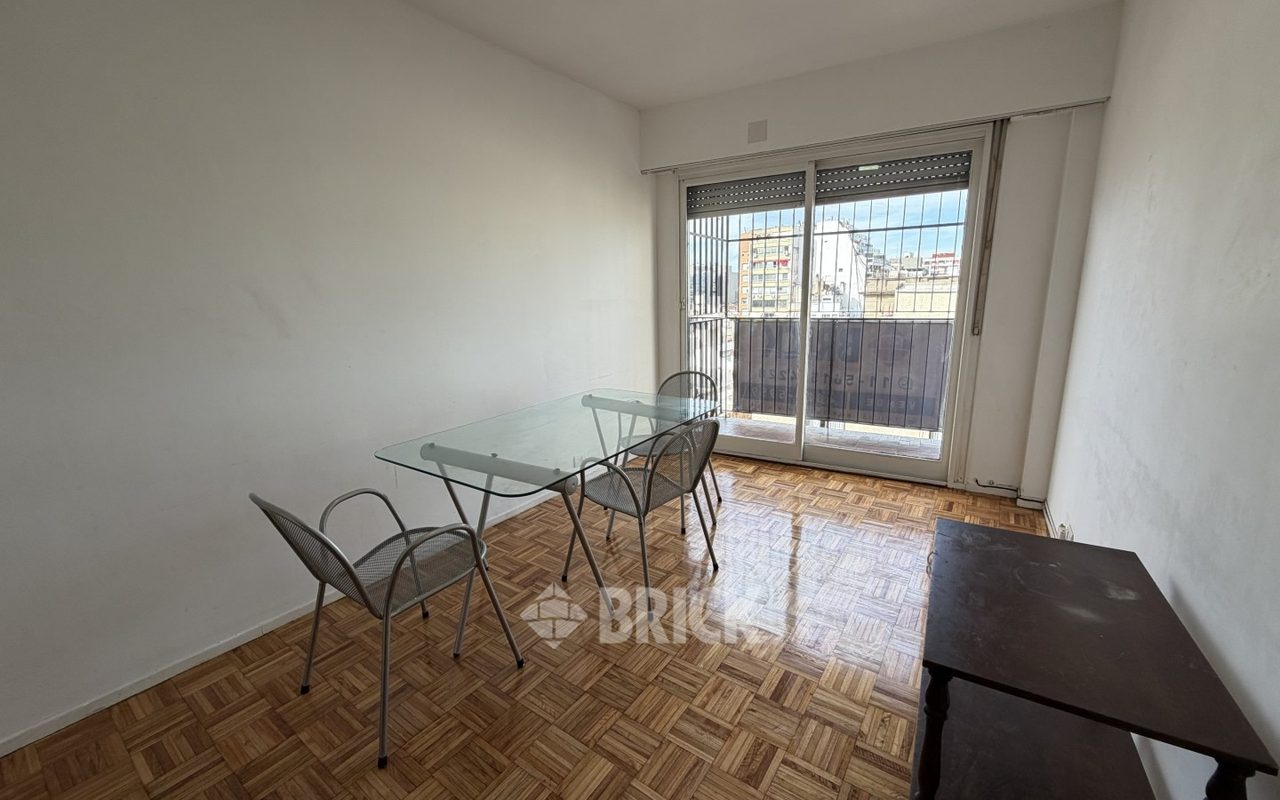 ALVEAR, MARCELO T. DE al 1900 Piso 11 4