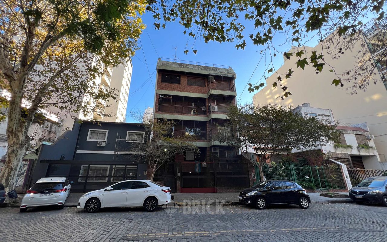 REPETTO, NICOLAS al 400 Piso 1° Y 2° 50