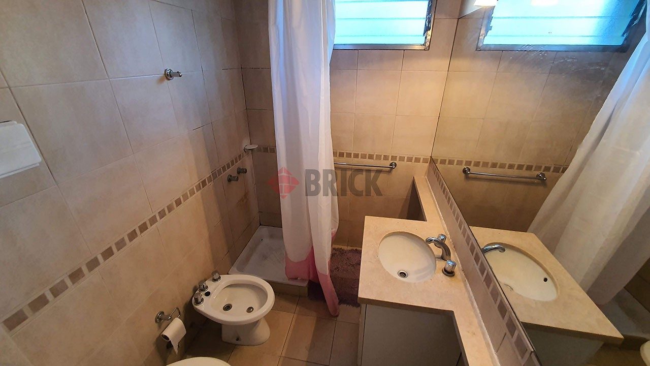 DARREGUEYRA al 2300 Piso 5 14