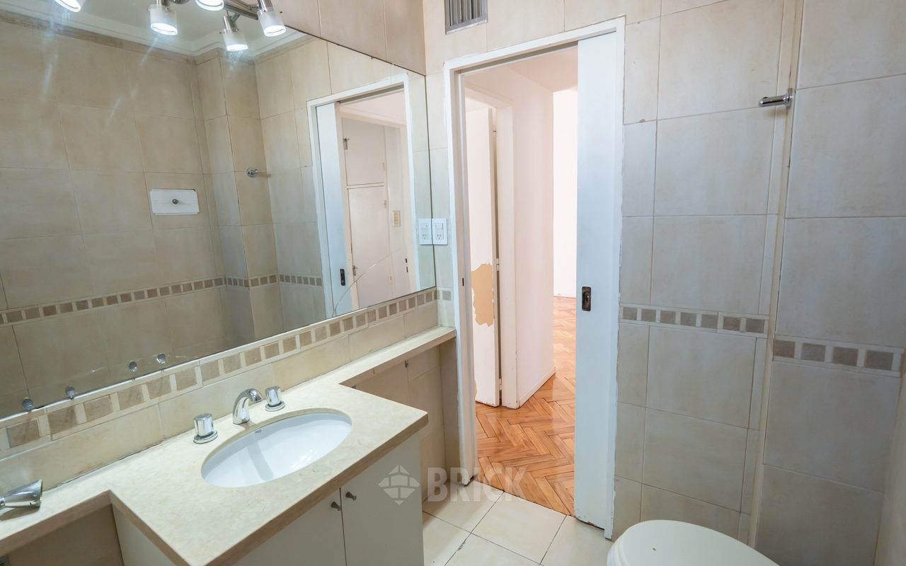 DARREGUEYRA al 2300 Piso 5 15