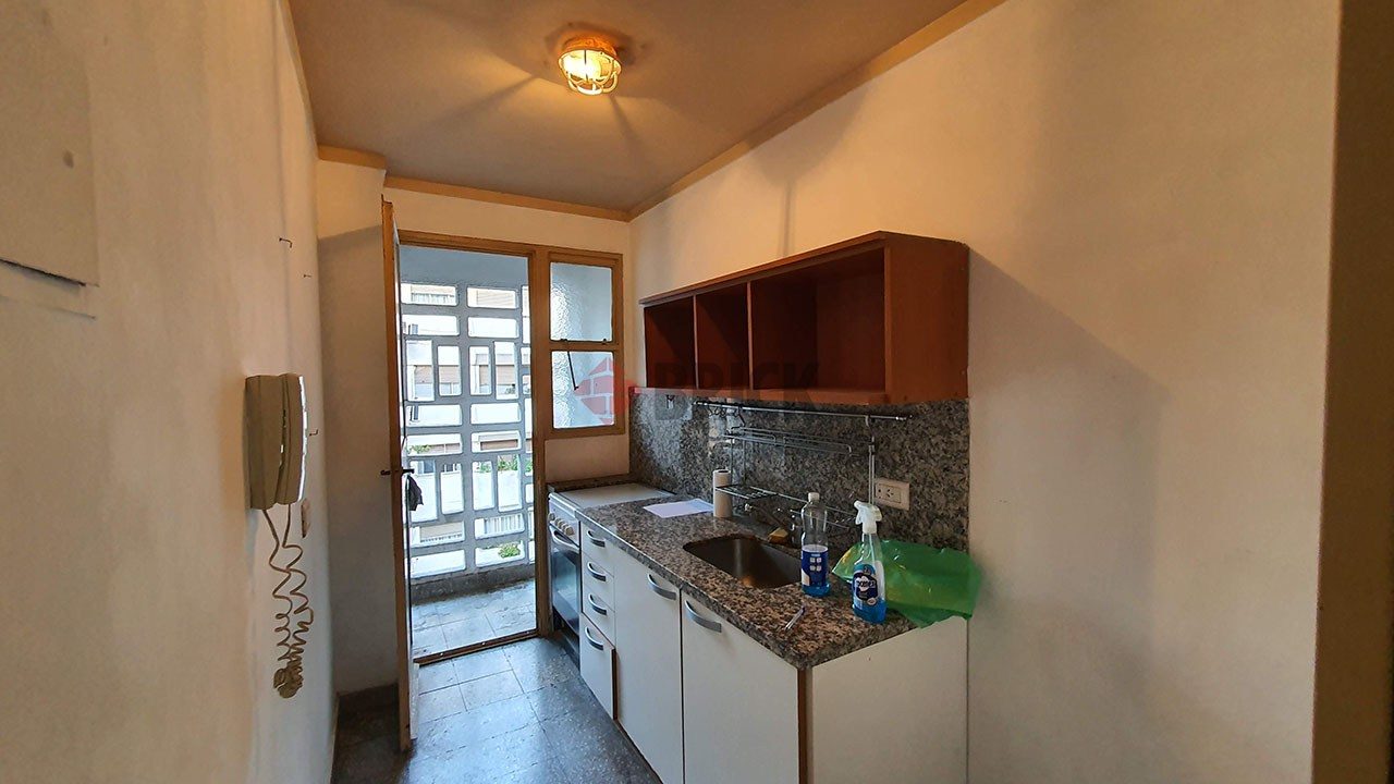 DARREGUEYRA al 2300 Piso 5 3