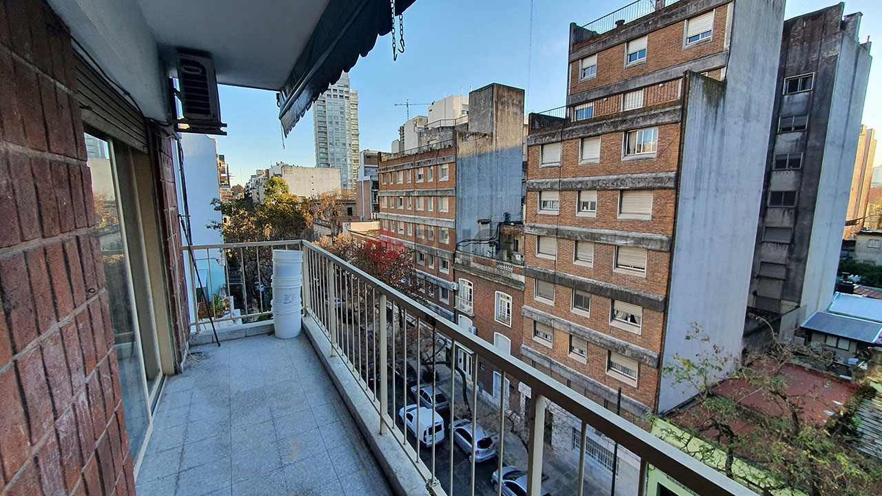 DARREGUEYRA al 2300 Piso 5 9