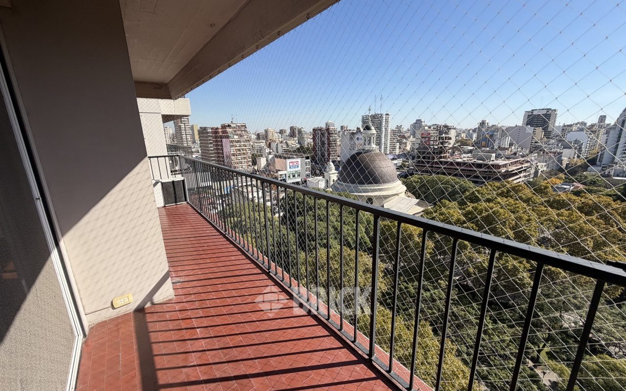 ECHEVERRIA al 2200 Piso 13 13