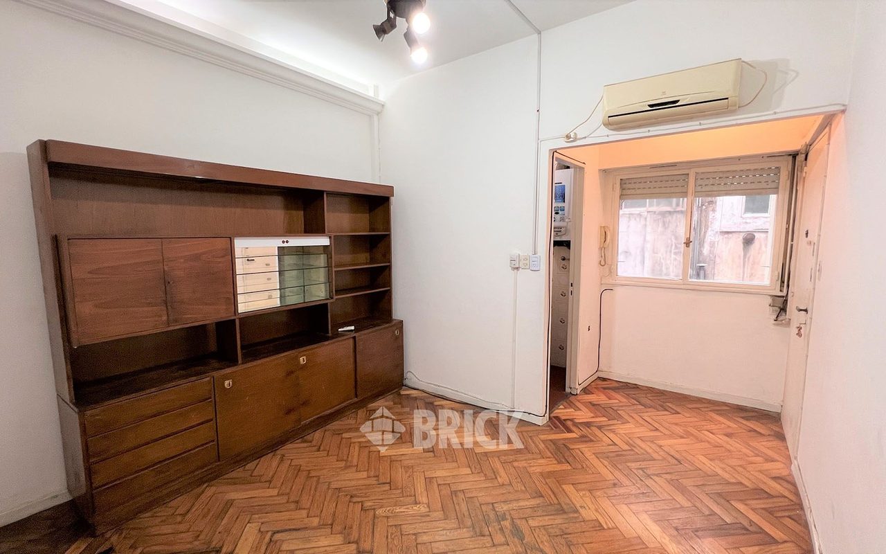 URIARTE al 2400 Piso 4 1