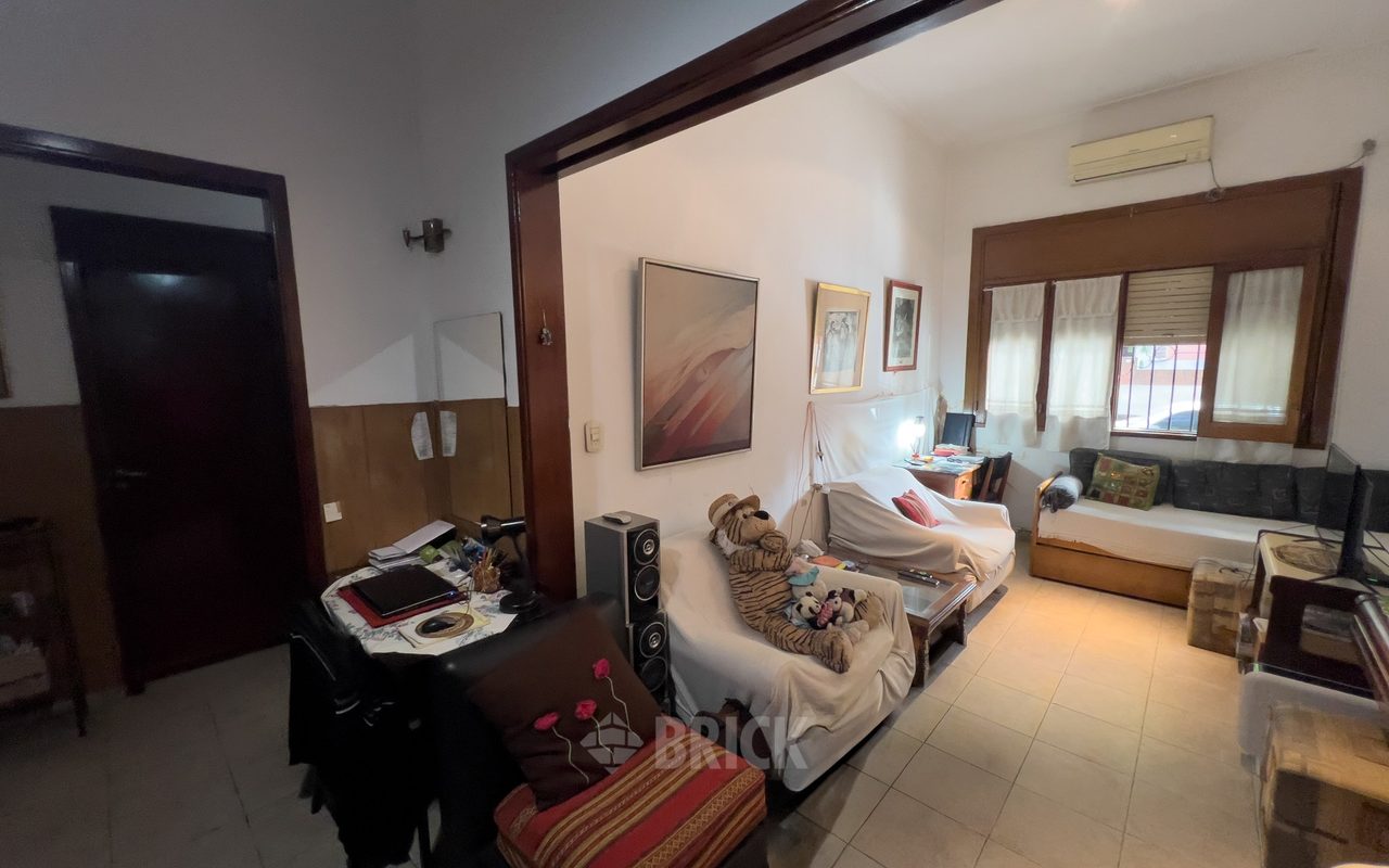 ALBERDI, JUAN B., AV. al 2800 Piso PB 1