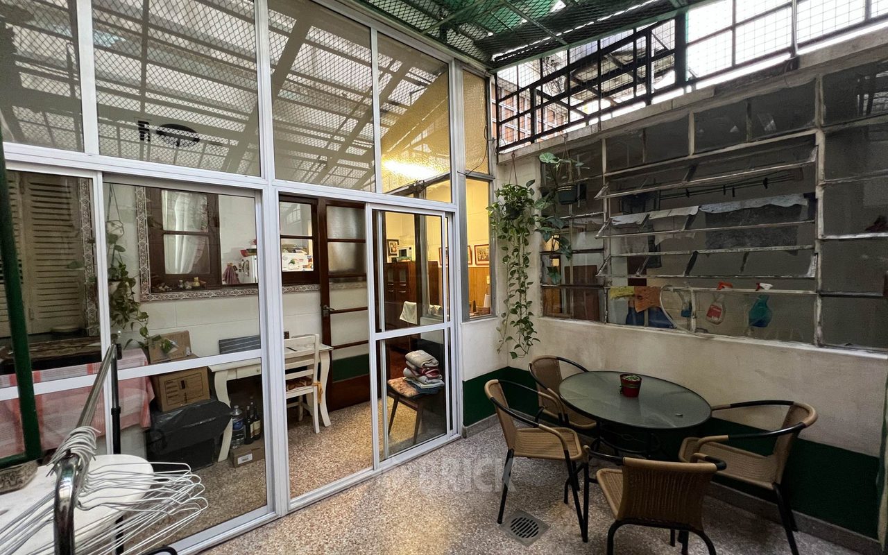ALBERDI, JUAN B., AV. al 2800 Piso PB 18