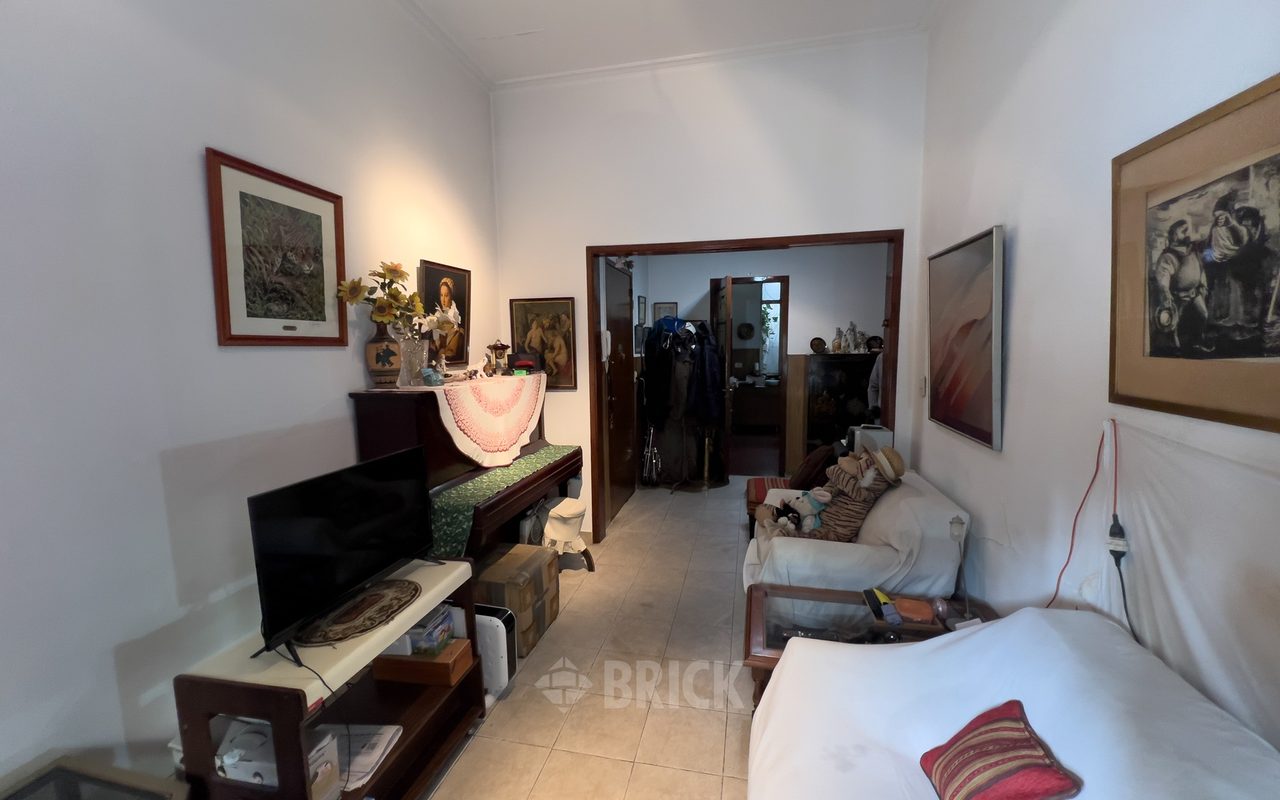 ALBERDI, JUAN B., AV. al 2800 Piso PB 5