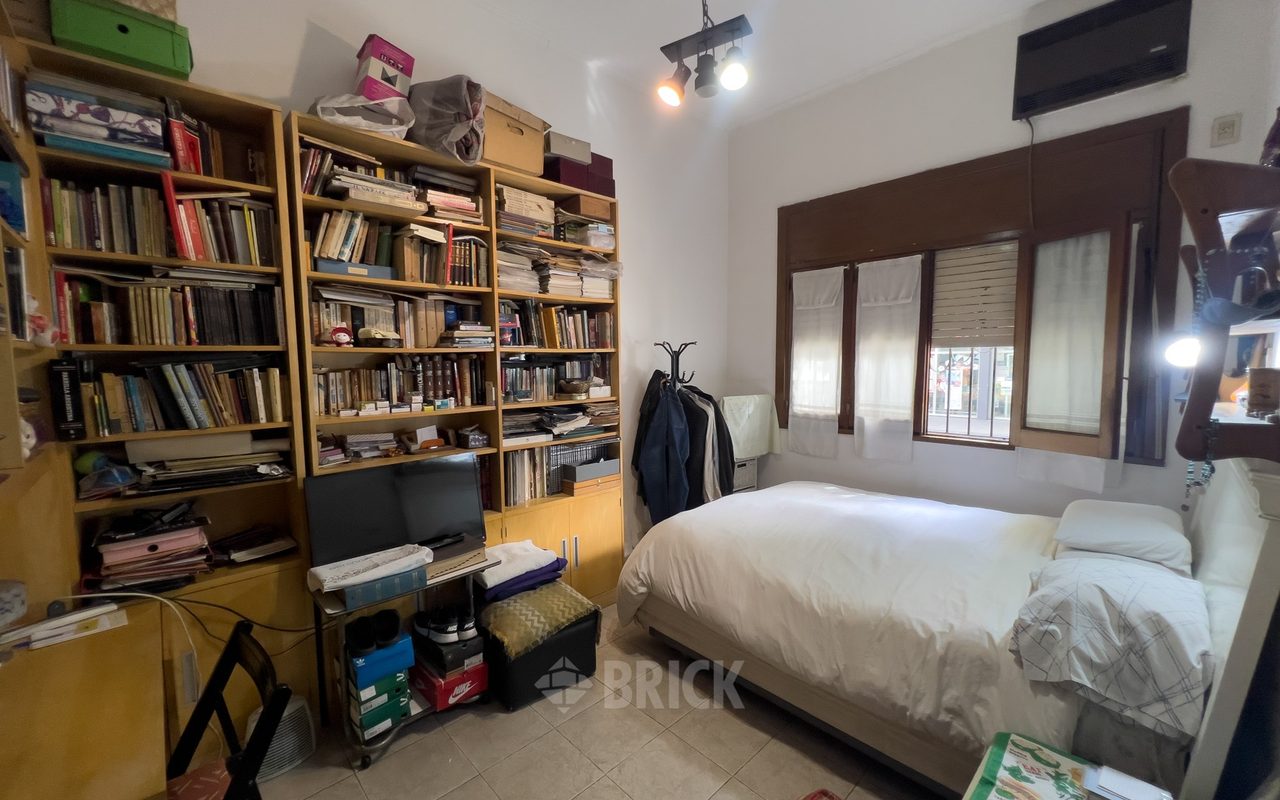 ALBERDI, JUAN B., AV. al 2800 Piso PB 9