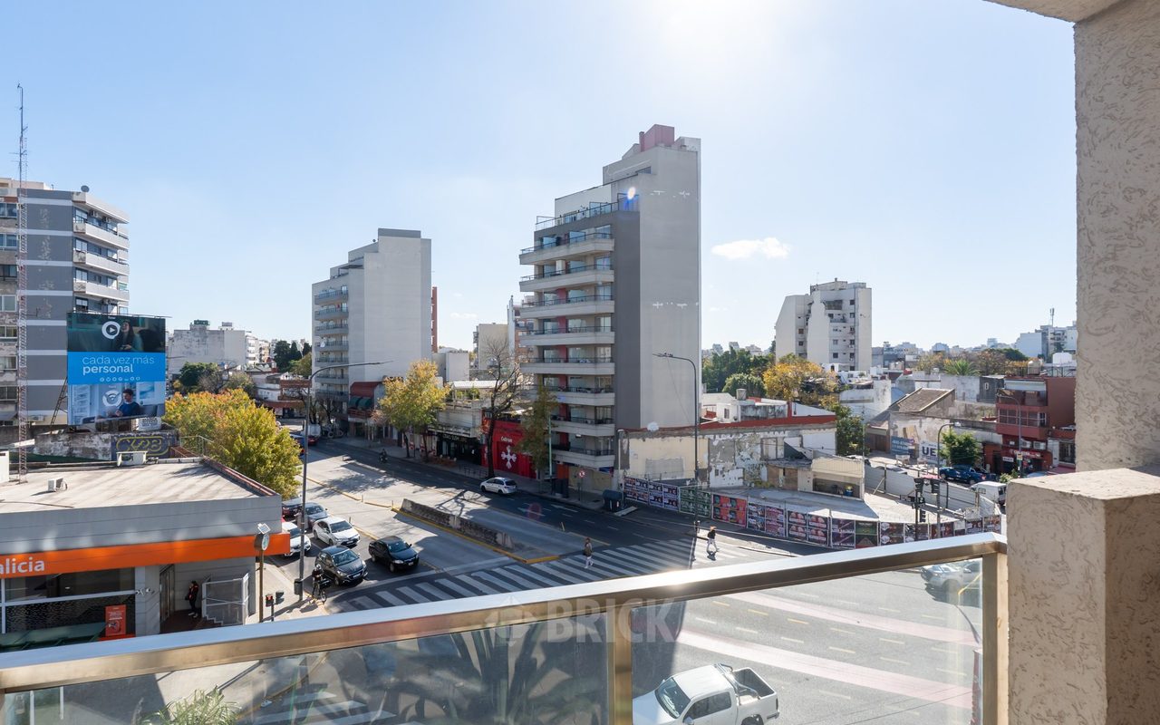SAN MARTIN, AV. al 5600 Piso 4 7