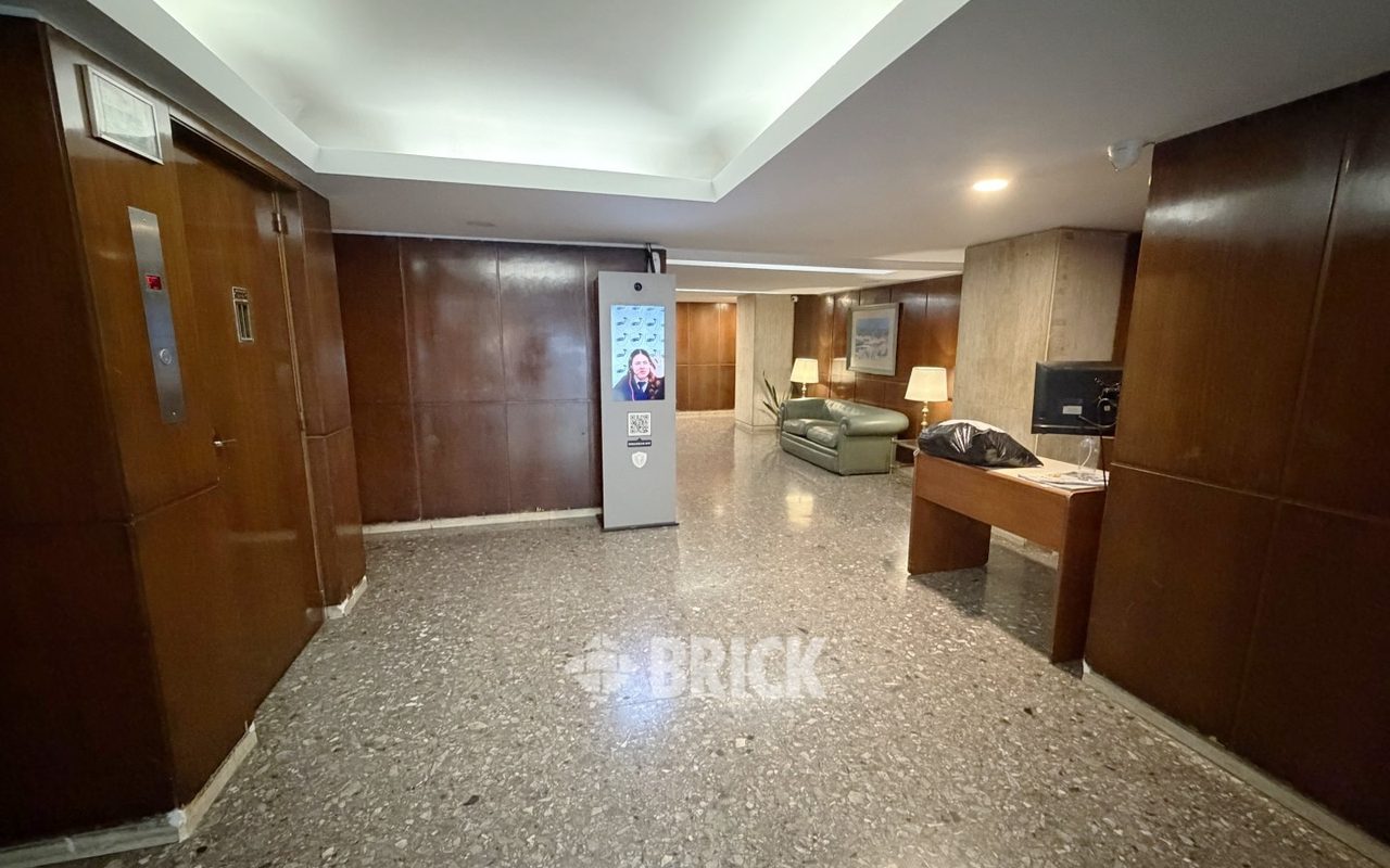 O'HIGGINS al 1700 Piso 2 42