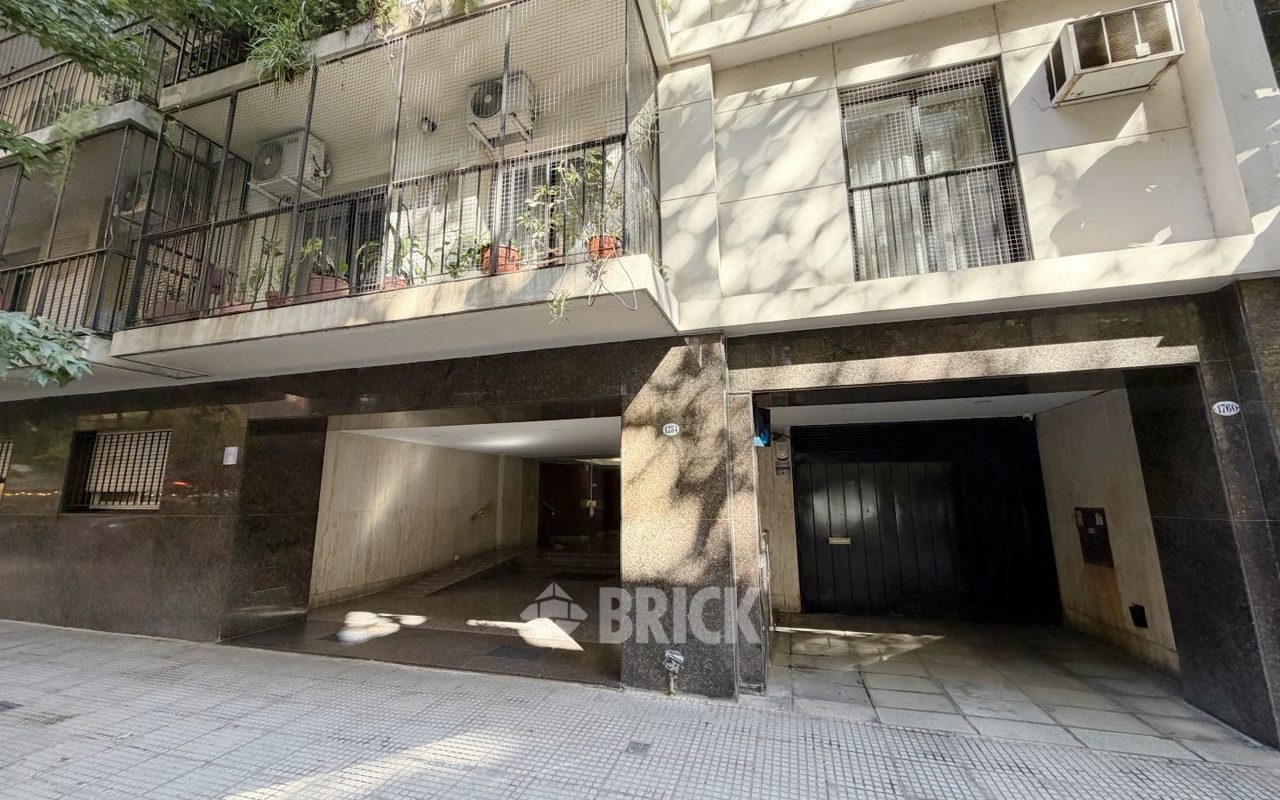 O'HIGGINS al 1700 Piso 2 44