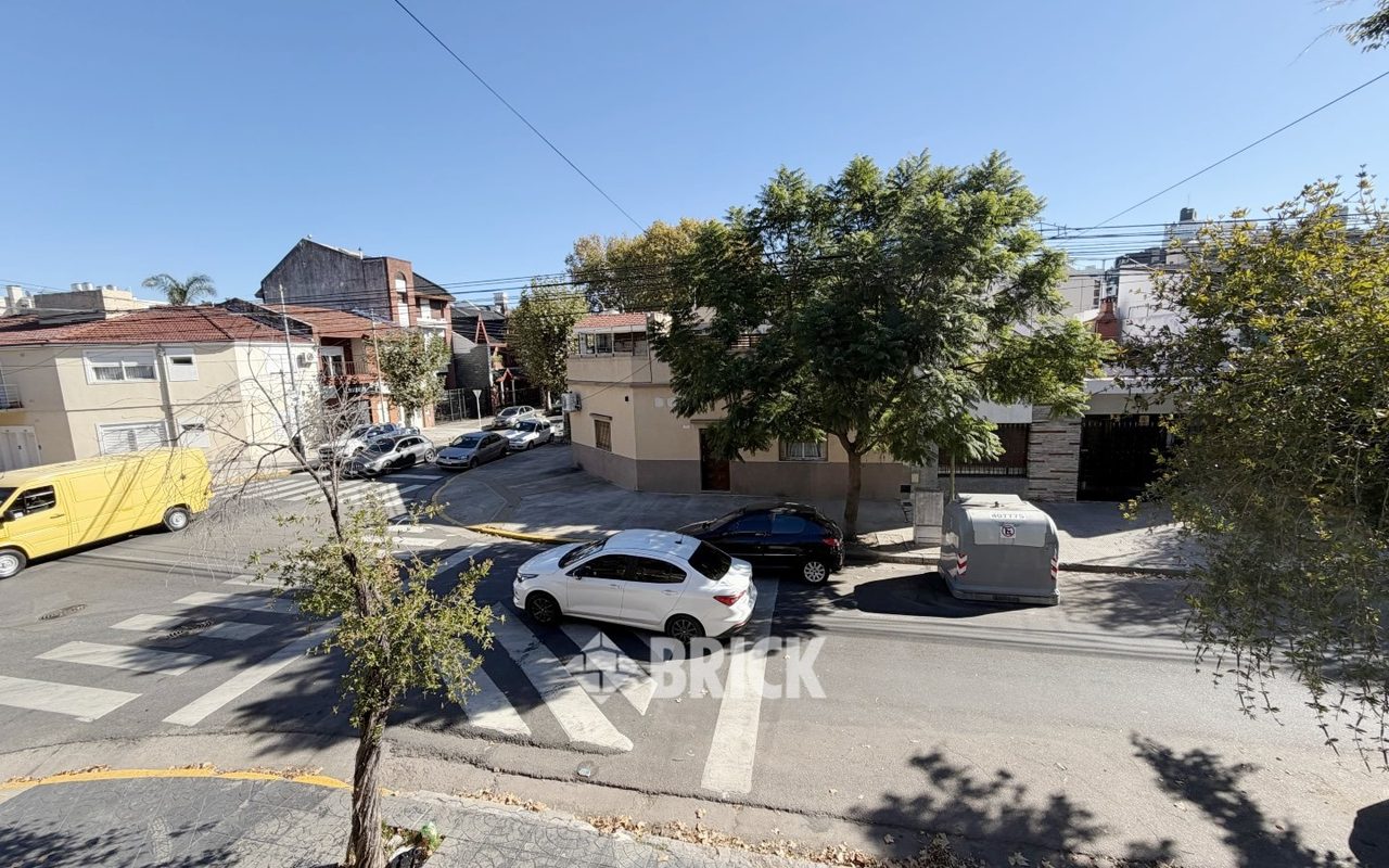 ACASSUSO al 5500 Piso PB 25