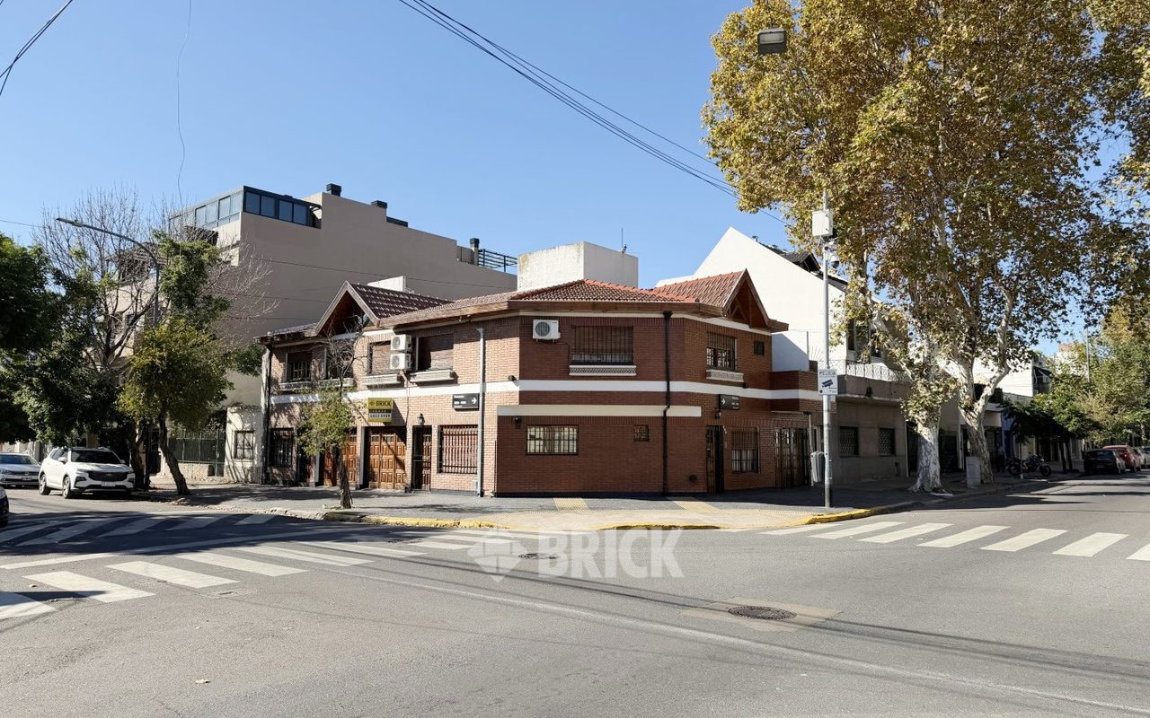 ACASSUSO al 5500 Piso PB 36