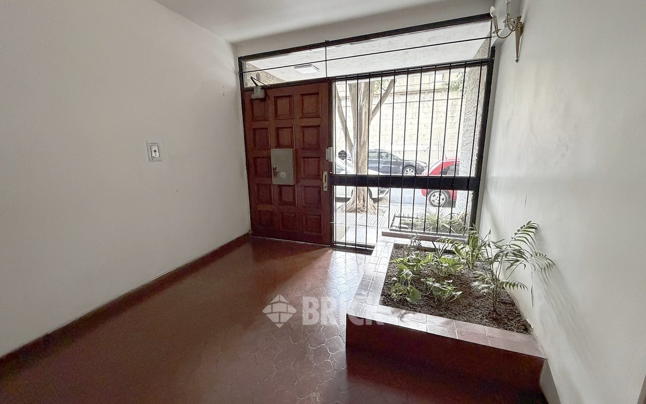 AZCUENAGA al 1900 Piso 2 21